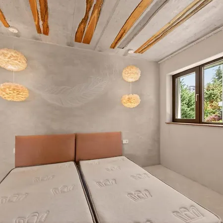 Апартамент 3 Bedrooms Design Lux 