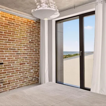 Апартамент 3 Bedrooms Design Lux 