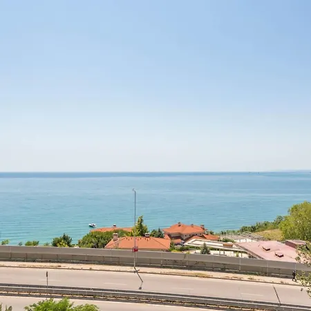 3 Bedrooms Design Lux 