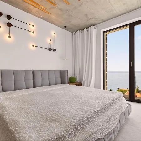 3 Bedrooms Design Lux 