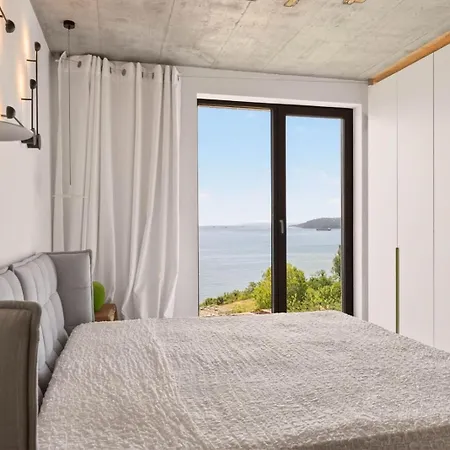 3 Bedrooms Design Lux 